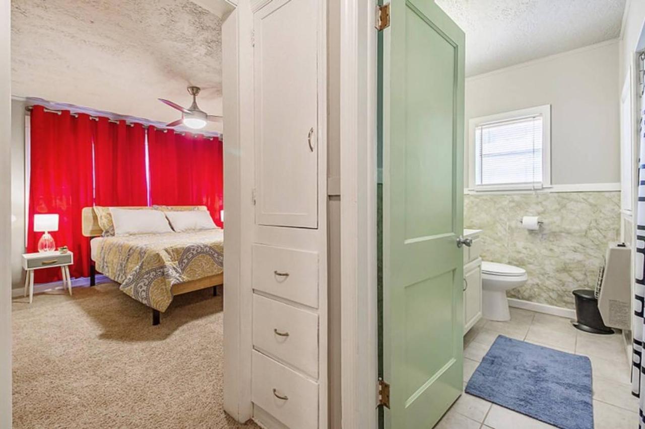 Cozy & Comfy - Few Blocks Away From Plaza District * Oklahoma City